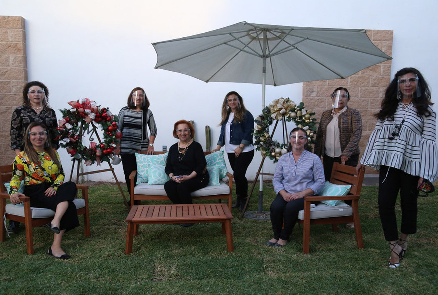 Integrantes del Club Orquídea Negra