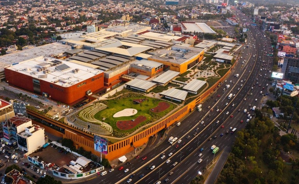 Parque Plaza Satélite en el Estado de México