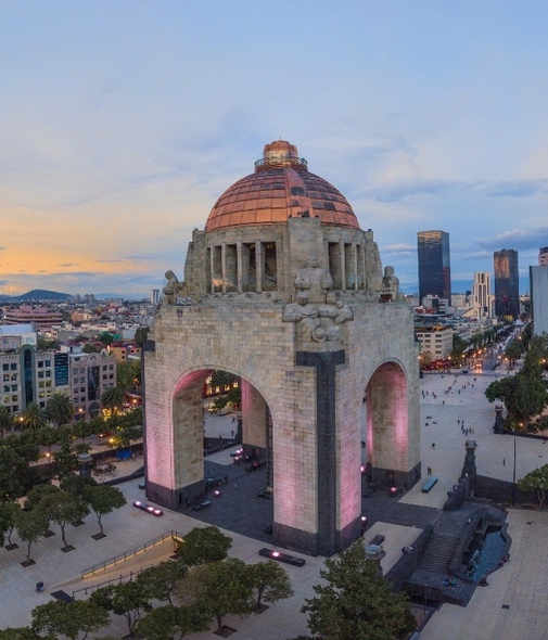 Monumento a la Revolución