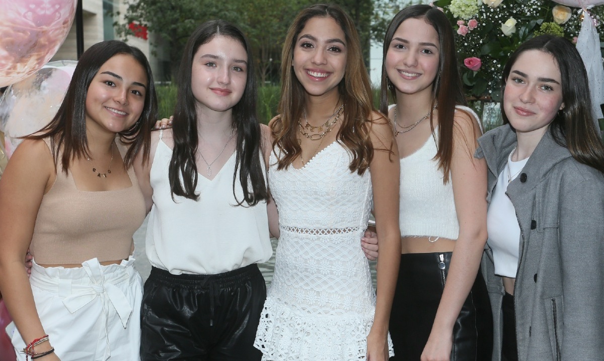 Carolina López, Liliana Navarrete, Thelma Rebeca Monroy, Valeria Cavazos e Isabella Sandoval // Foto: Omar Valdez