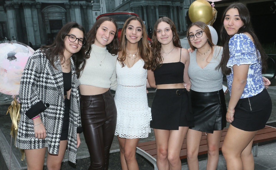 Valeria López, Sara Barrera, Thelma Rebeca Monroy, Marian Pérez, Valeria Gámez y Michelle Nevárez / Foto: Omar Valdez