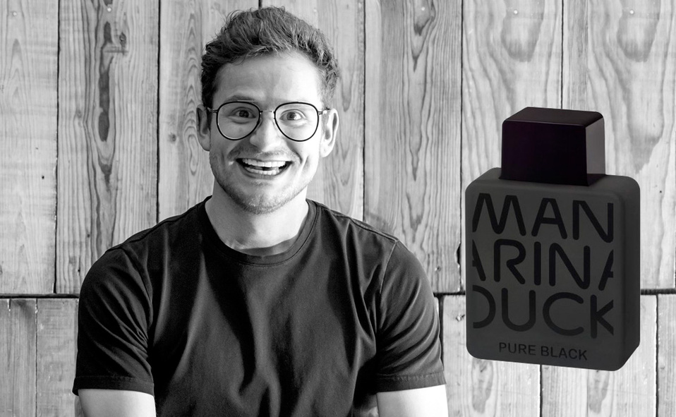 Miguel de la Torre. La loción Mandarina Duck Black, tiene un olor a base de cítricos, evocando siempre a la frescura y la alegría, algo muy caracterís