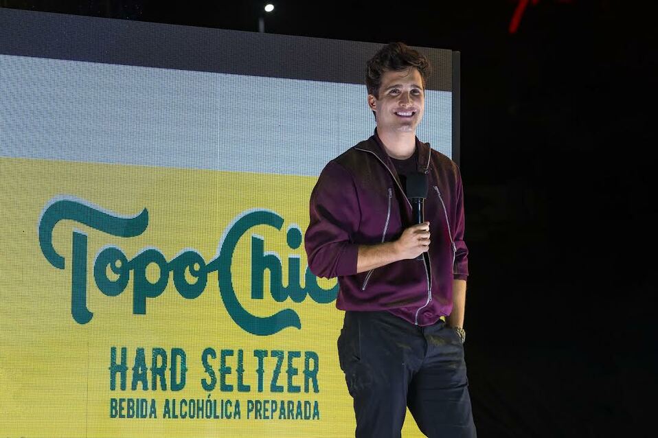 Topo Chico Hard Seltzer presentó el unboxing más grande del 2020 (Foto: Cortesía)