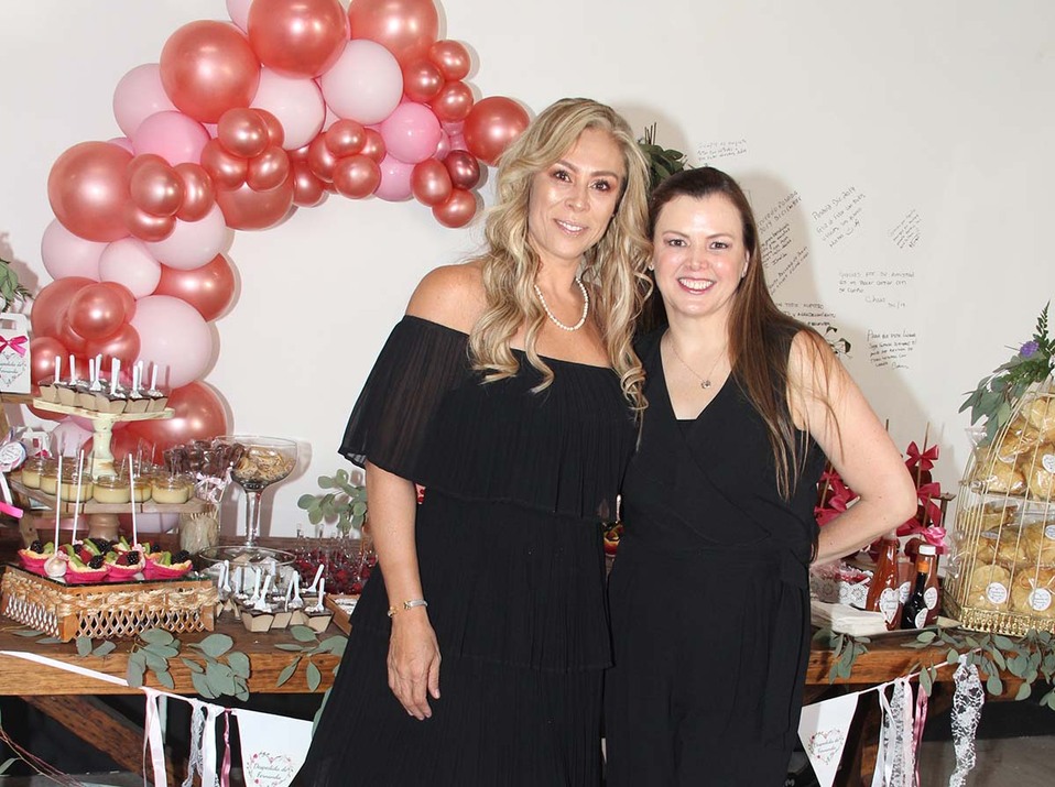 Karina Lomelí y Lupita Hermosillo