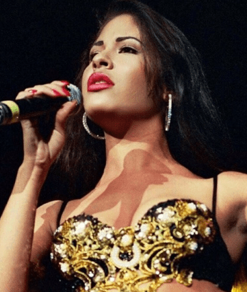 Selena es considerada un icono de la moda.