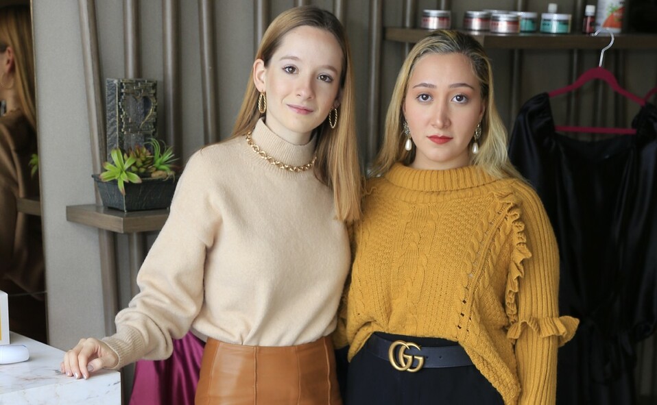 Valeria Elizondo y Balbina Martínez. FOTO: DANIEL SALDÍVAR