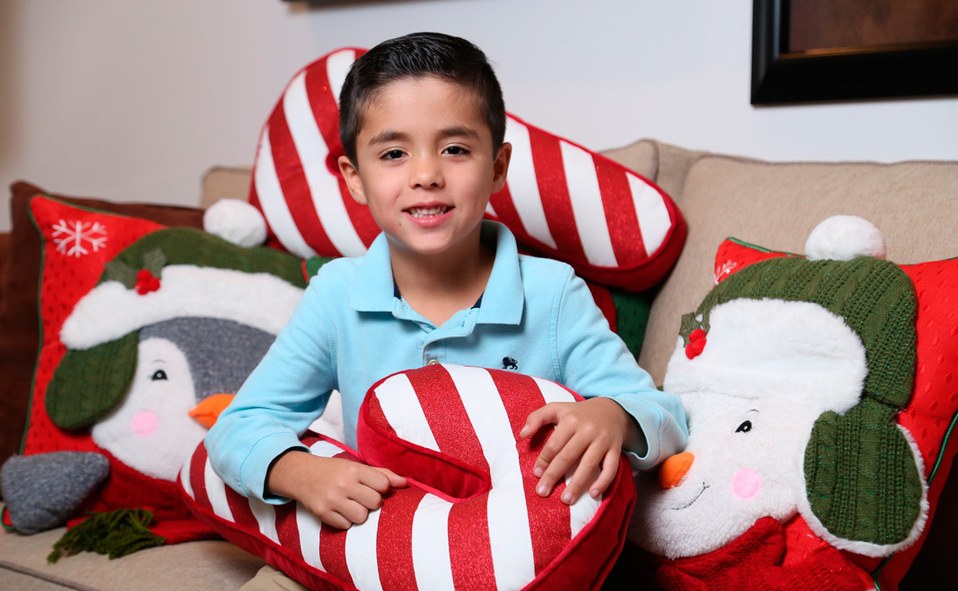Álvaro: “Hola Santa, espero que no estés enfermo para Navidad para que me puedas traer un Nintendo switch, una pijama de Pókemon y un Lego, y si se pu