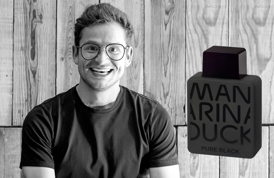 Miguel de la Torre. La loción Mandarina Duck Black, tiene un olor a base de cítricos, evocando siempre a la frescura y la alegría, algo muy caracterís