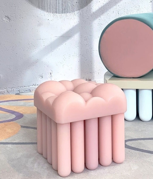 Supertoys Supertoys hace su debut en el mundo del diseño