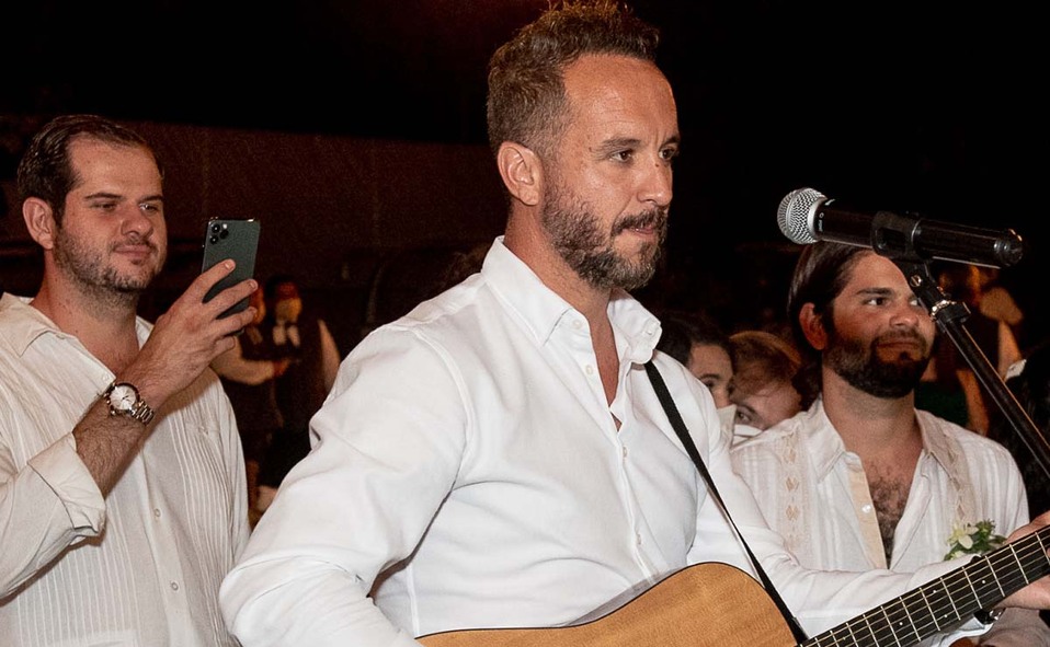 Nacho Llantada les cantó antes que el mío  /  Fotos: Ben Olivares