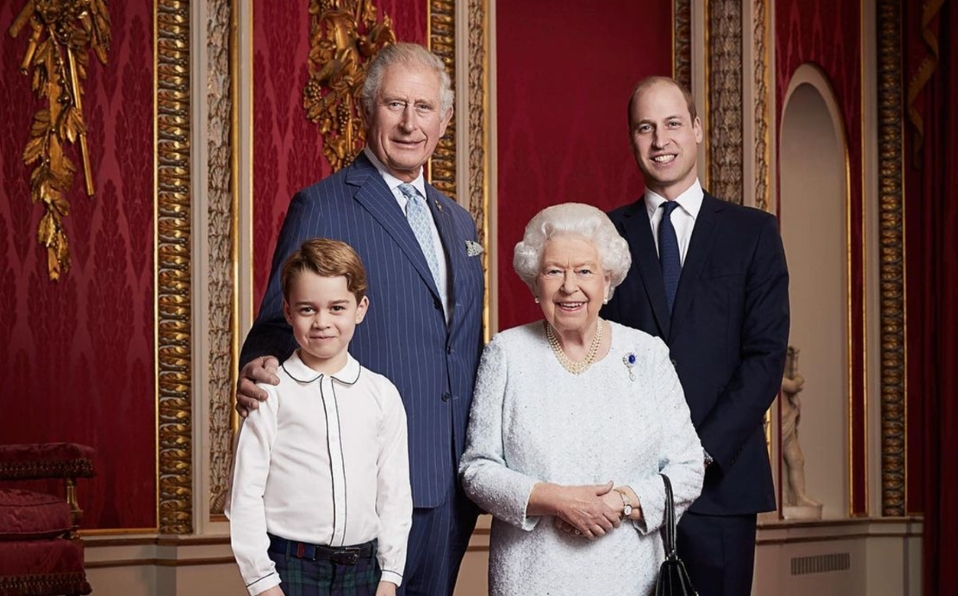 Príncipe William y Carlos comparten sus retratos navideños 2020 (Foto: Instagram)