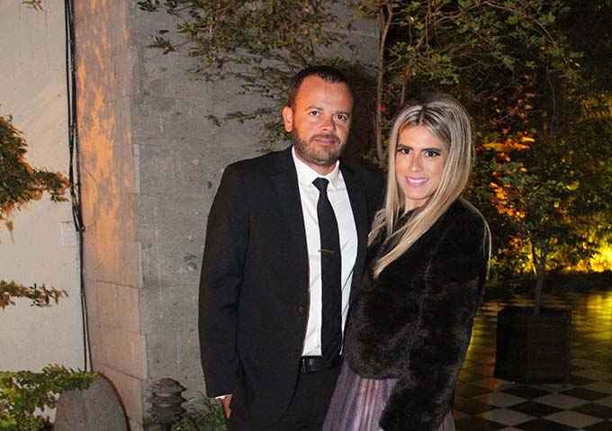 Bernardo Escobosa y Daniela Zaragoza