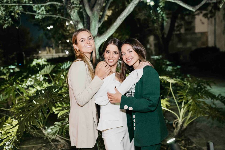 Cordelia Martínez, Carmen Llaguno y Mariana Martínez. FOTOS: EFEGE