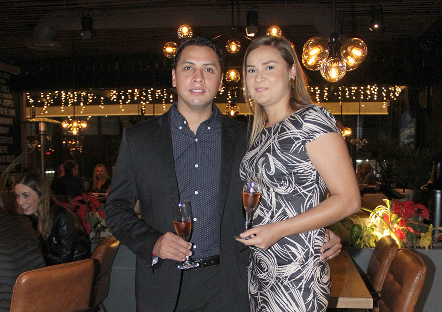 Alejandro Gómez y Adriana Reyes.