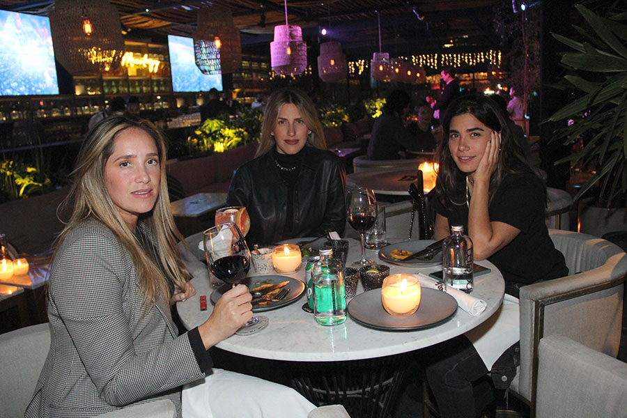 Inés Camberos, Ana Camberos y Cecilia Calderón.