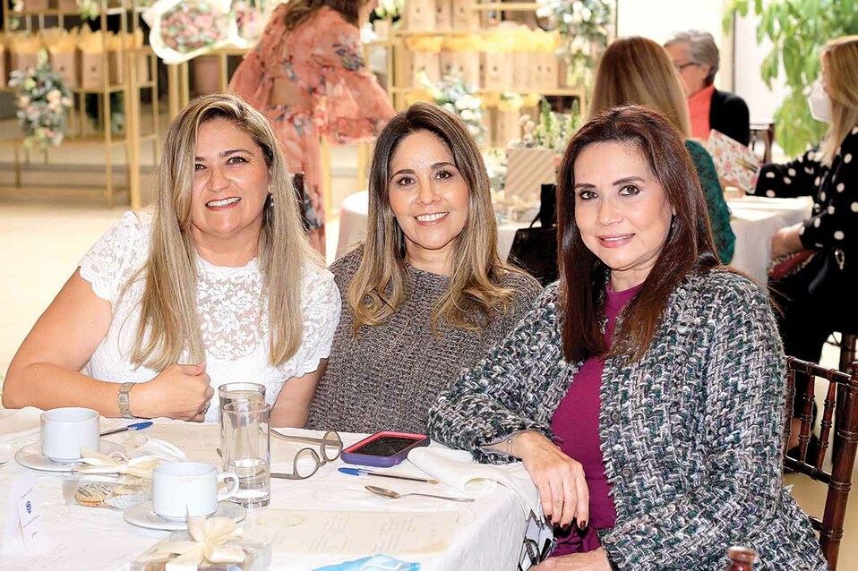 Claudia Flores, Tere Vargas y Laura Rivera / Fotos: José Chang