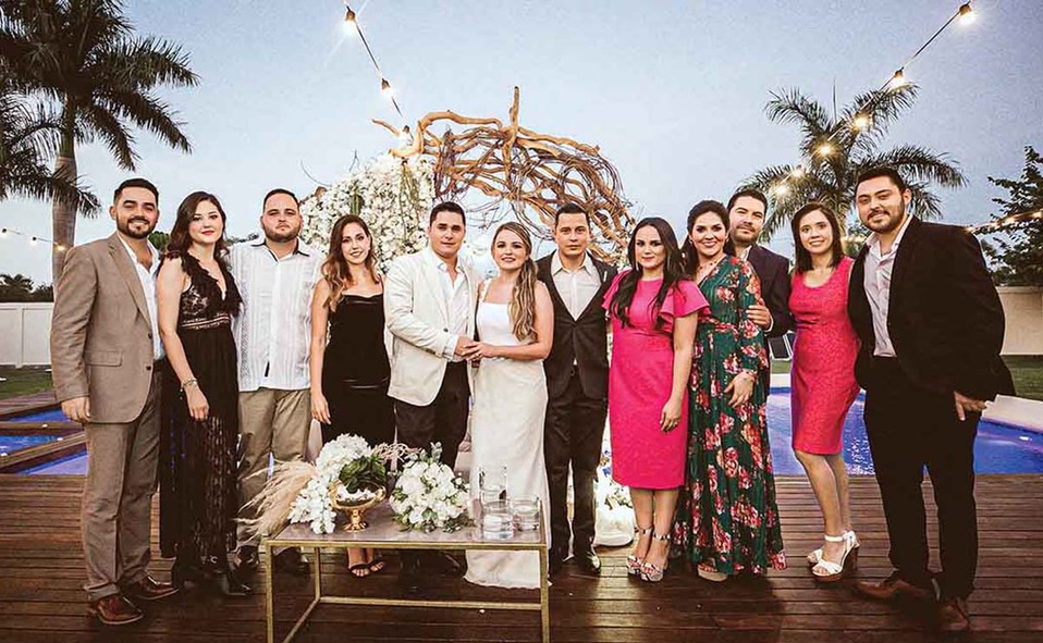 Antonio Galván, Fernanda García, Héctor García, Ana Sophia Garza, Francisco Urbina, Esmeralda Banda, Paco Banda, Karla Banda, Anabel Banda, Omar Gómez