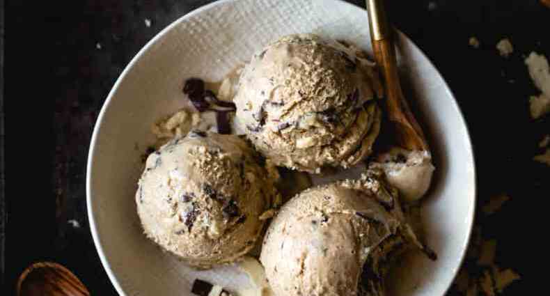 Aprovecha la cuarentena para preparar estas deliciosas recetas de helado saludable en casa.