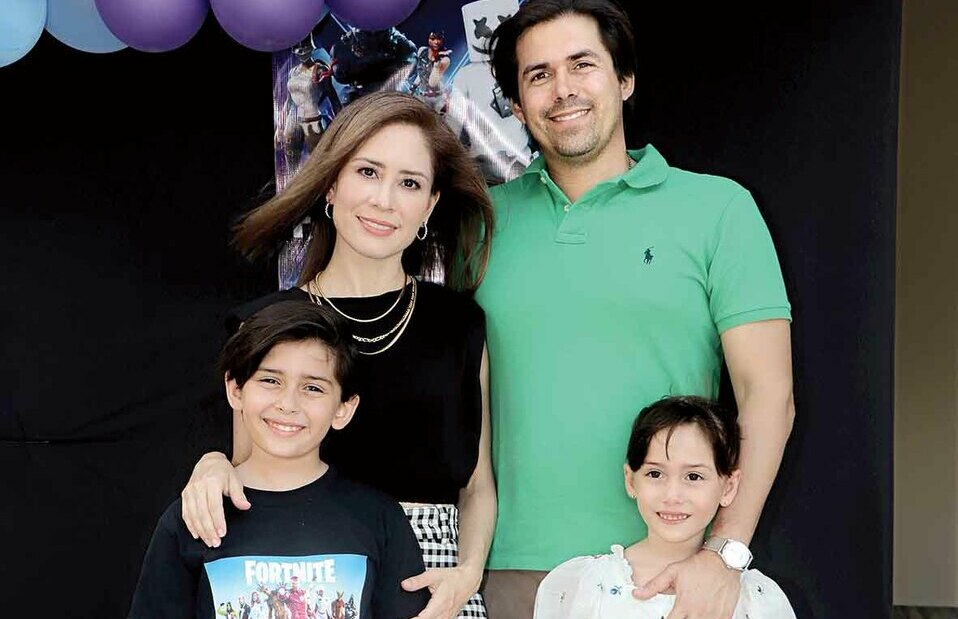 Yaneth de Aragón,Rodolfo Aragón, Rodolfo Aragón y Victoria Aragón/ Fotos: Dennis Hernández