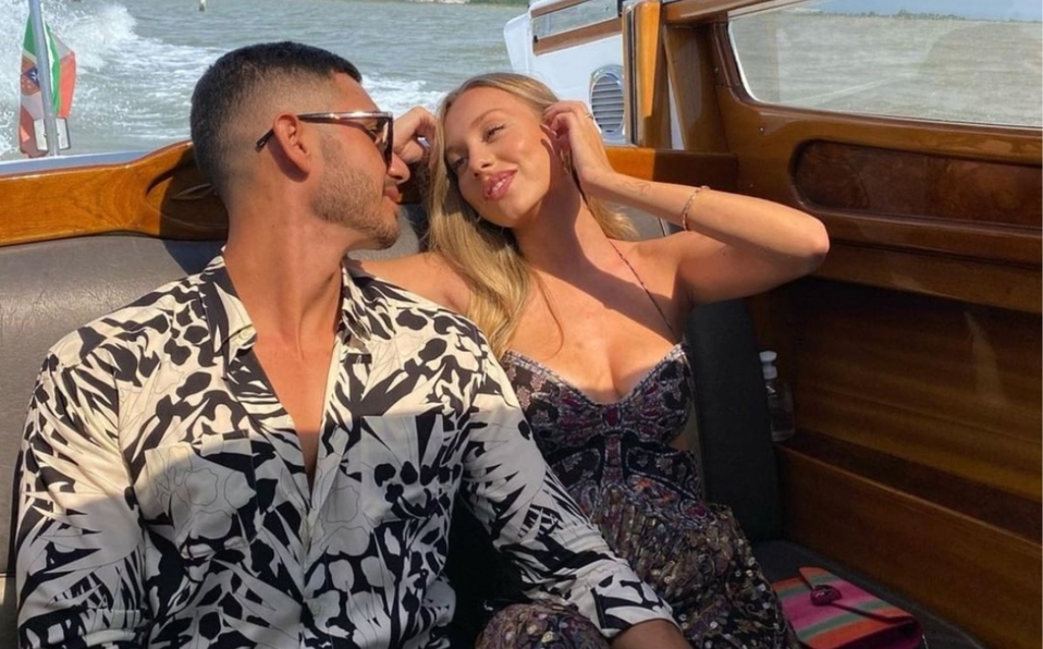 Alejandro Speitzer y el romántico mensaje de cumpleaños a Ester Expósito (Foto: Instagram)