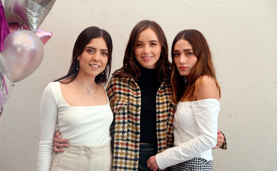 Ethel, Camila y Elena