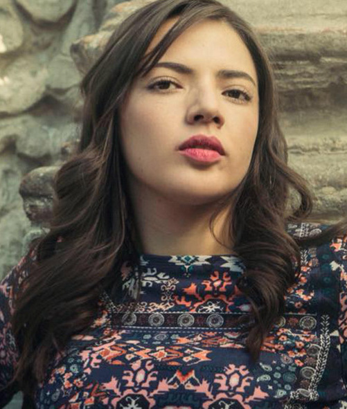 Madison Ceballos, consejos para practicar yoga en casa