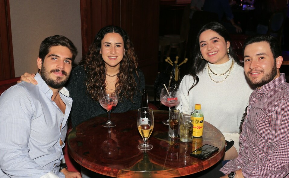 Jaime Méndez, Jimena Rodríguez, Mayerling Vela y Fidel Garza.FOTO: DANIEL SALDÍVAR