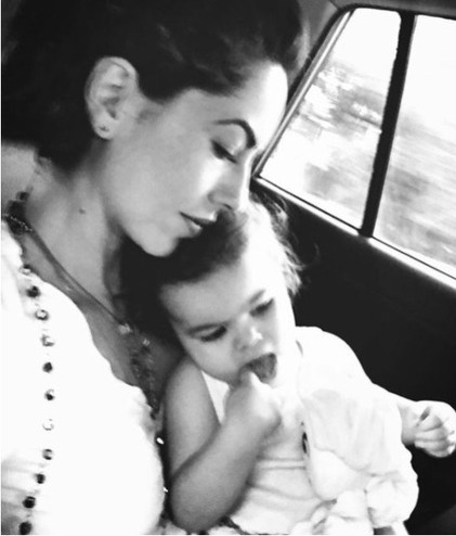 Bárbara Mori es abuela, y ella es Mila, su nieta (Foto: Instagram)
