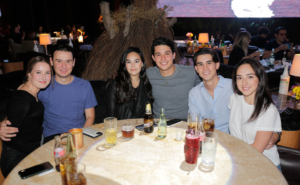 Katia Galán, Rodrigo García, Daniela Cantú, David de la Garza, Emilio Amezcua y Miranda González / Fotos: Daniel Saldívar