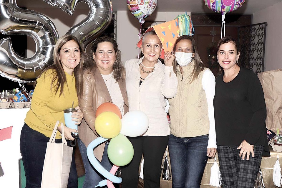 Rosalinda MorÁn, mónica castellanos, Susana de Laddaga, Marcela Schekaibán y Mónica Said / Fotos: Dennis Hernández