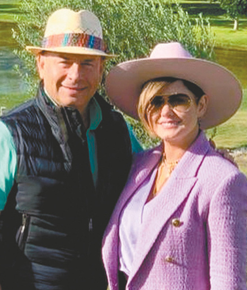 ANA SOFÍA & CÉSAR. Llevan más de 20 años de casados y siguen tan enamorados como el primer día.