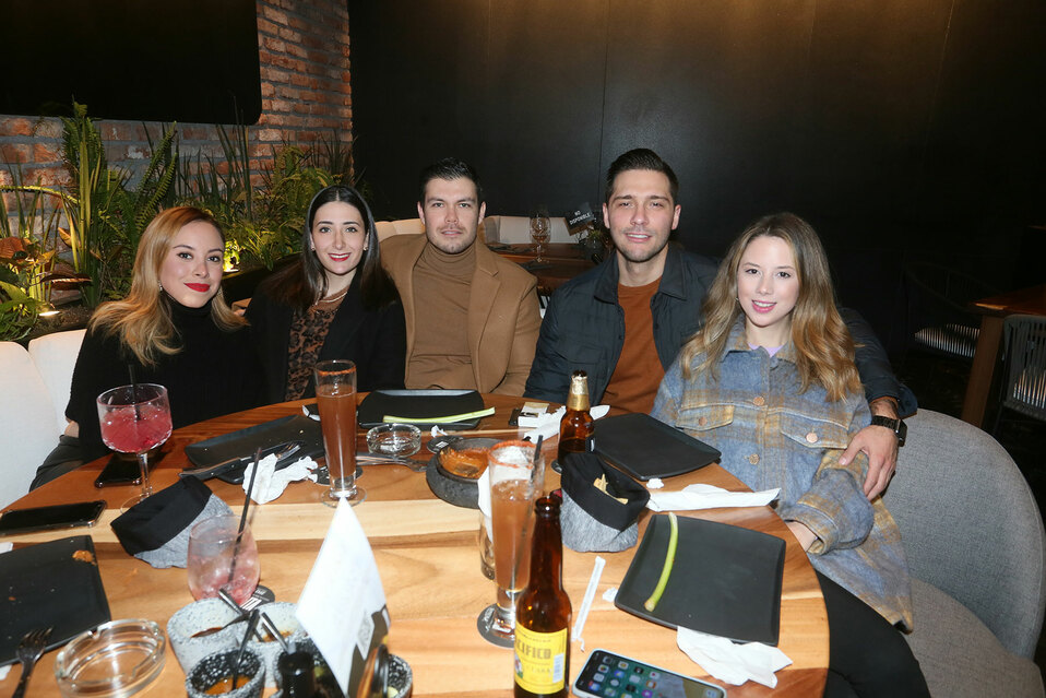Ana Vargas, Andrea Clark, Óscar Martínez, Luis Sepúlveda y Bárbara Garza / Fotos: Daniel Saldívar