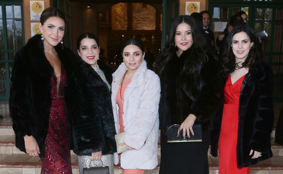 Andrea González, Analu Treviño, Alejandra Ibarra, Daniela Montemayor y Anahí Garza / Fotos: Omar Valdez