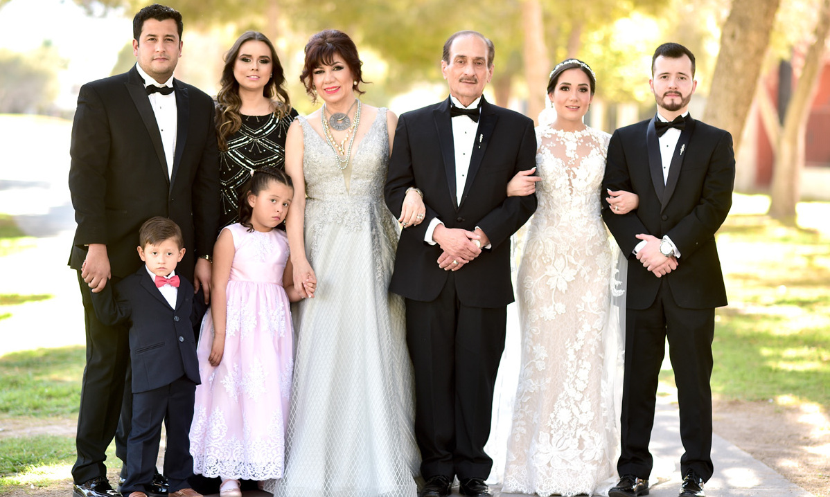 Familia de la novia. Christian, Lizeth, Lupita, Gerardo, Natalia, César, Carlo y María Renée