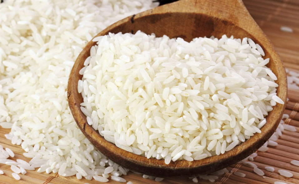 Agua de arroz; el secreto para un cabello largo y con brillo