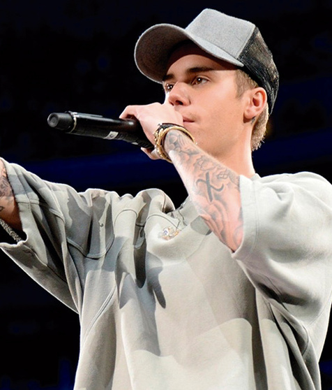 JUSTIN BIEBER