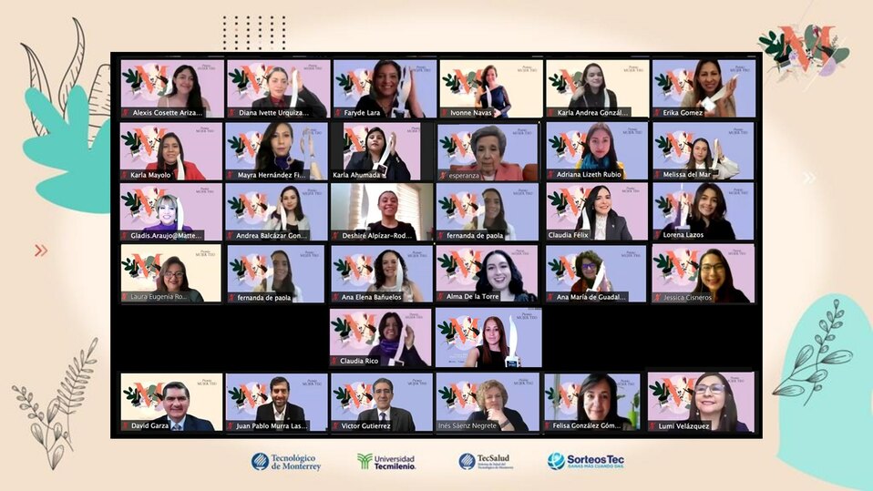 Foto grupal Premio Mujer Tec 2021 / Foto: Cortesía.