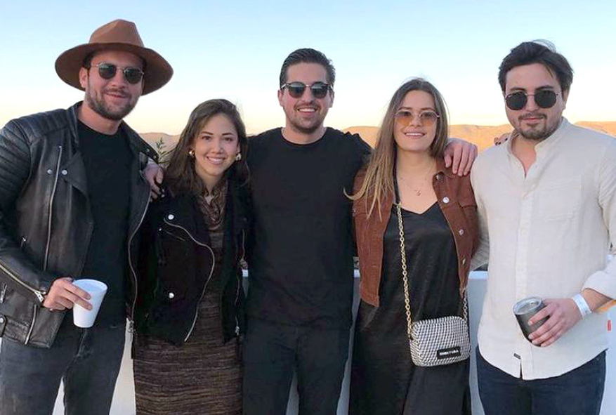 Javier, Elsa, Jorge, Sofía y Daniel
