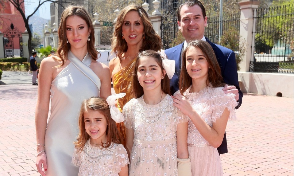María Páez, Maca Ramírez de Páez, Pablo Páez, Regina Páez, Lucía Páez y Paulina Páez / Foto: Omar Valdez