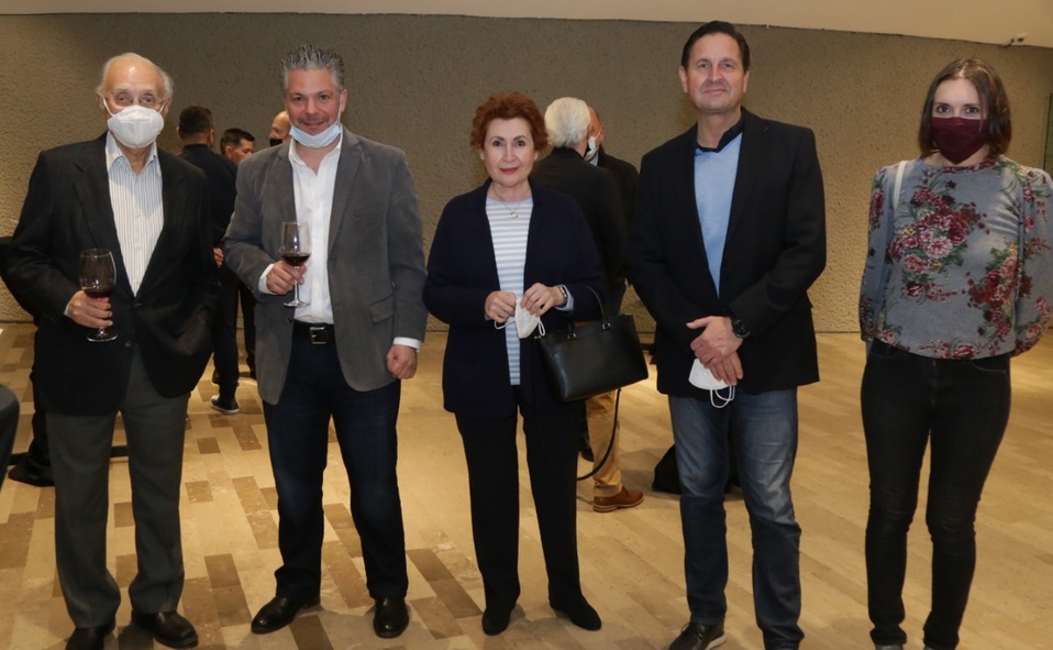 Rogelio Sada, Dimitri Hadjopulos, Emma Molina, Alexandre Lenoir y Virginia Kastel / Foto: Cortesía