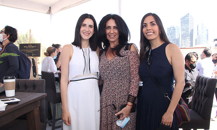 Maricarmen Leaño, Gabriela Leaño y Marifer Oruña.
