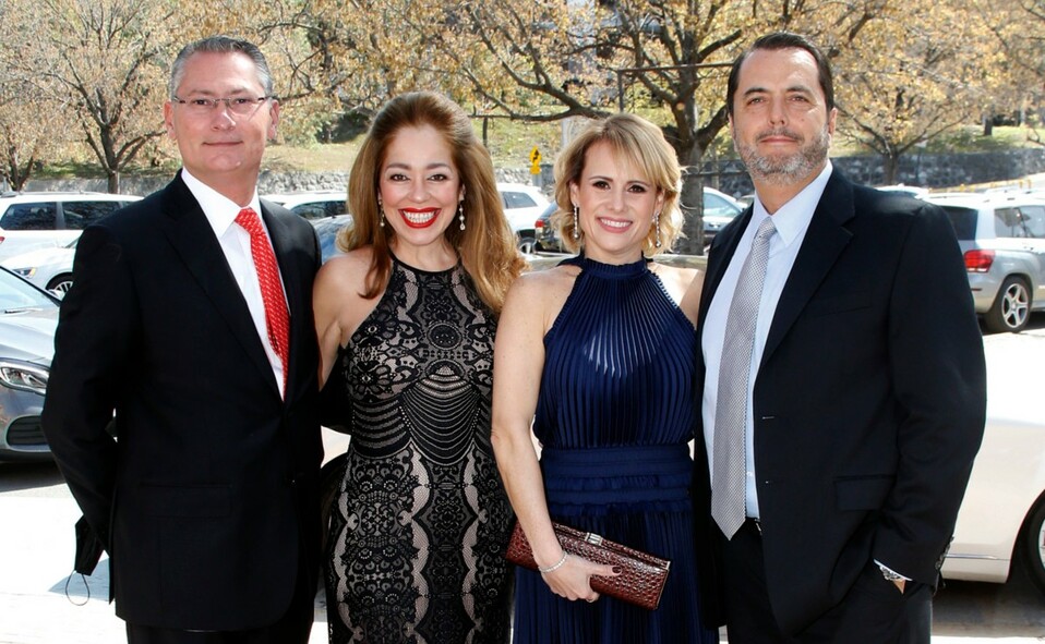 Gerardo Benítez, Sofía Martínez de Benítez, Eva Hernández de Williams y Eduardo Williams. FOTO: ANTONIO MIRELES
