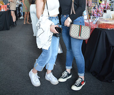 Ximena Salvatierra y Claudia Mendez