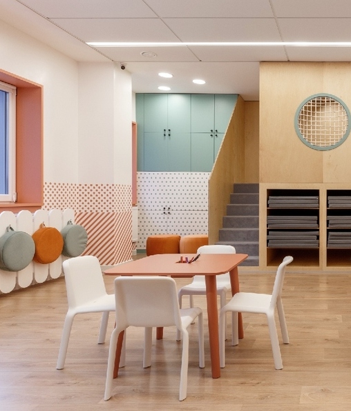 SVOYA Studio diseñó Hello Baby en Ucrania como un nuevo concepto de club infantil. (Fotografía: Alexander Angelovskyi).