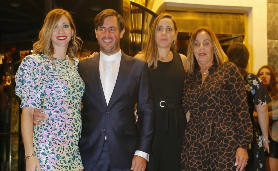 Bárbara Laborín, Víctor Setién, Regina Setién y Regina de Setién. FOTO: DANIEL SALDÍVAR