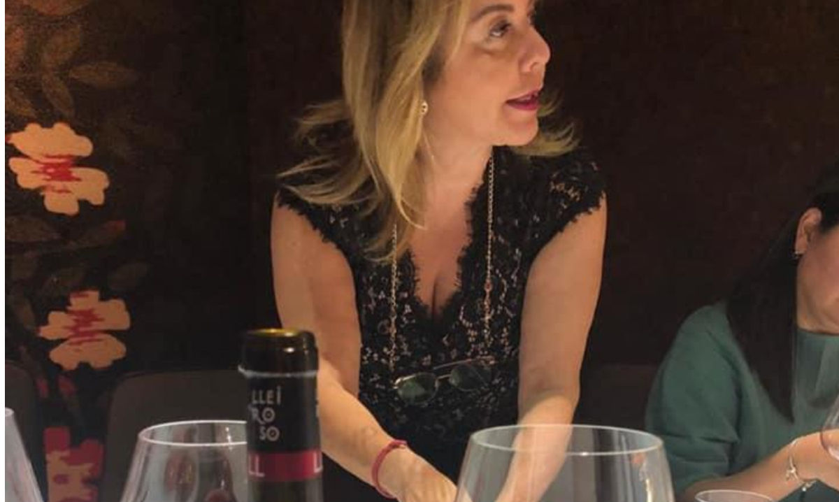 Eva Patiño impartió la cata de vinos / Foto: Omar Valdez