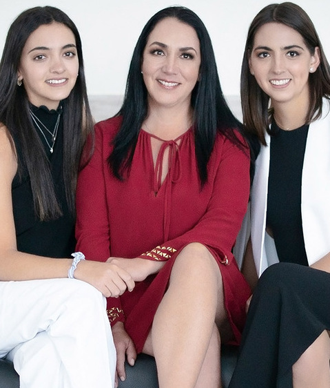 Gaby Gamboa y sus hijas Mariana y Paulina