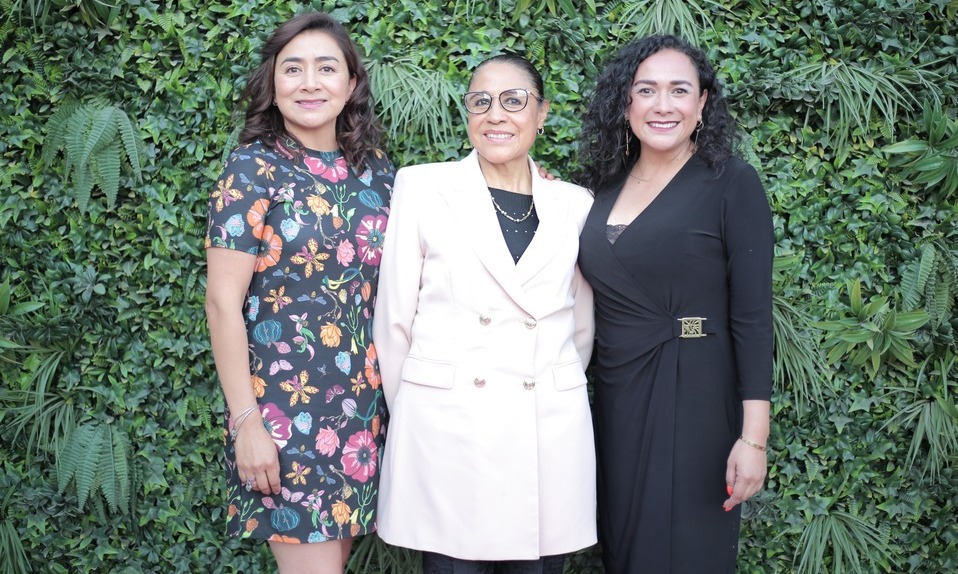 Jaz Mora, Conchita Luna y Gladys Mora / Foto: Carlos Dayan Aparicio.