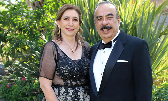Papás del novio, Maria Eugenia Partida Rocha y Rubén Alberto Santana Murillo