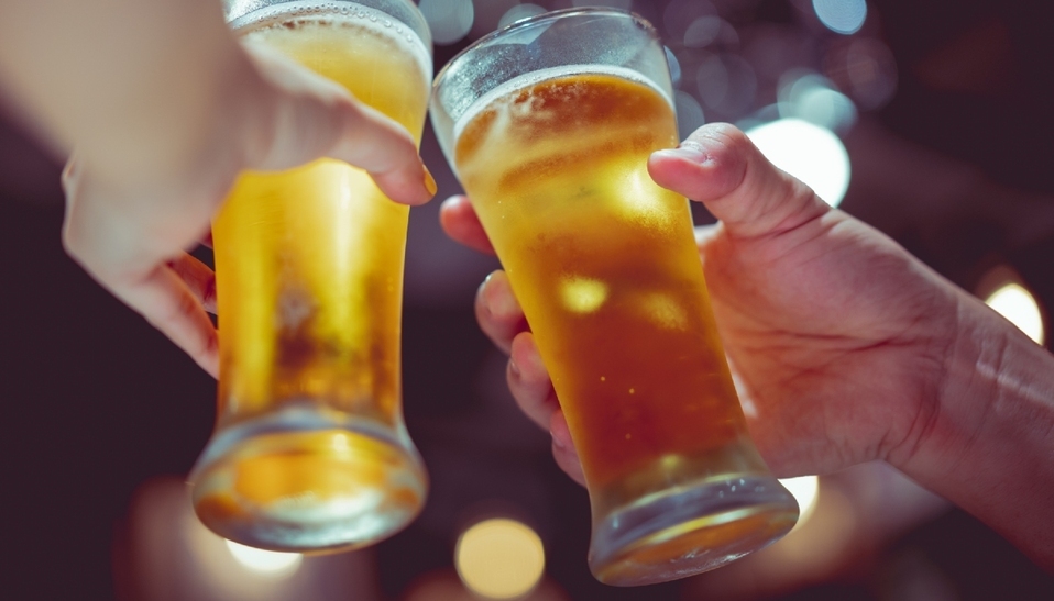 Cerveza, un mejor analgésico que el paracetamol: Estudio (Foto: Getty Images)